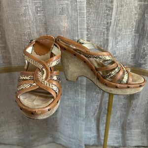Rafe NY Vero Cucio Tan Embossed Snake Pattern Suede Wedges